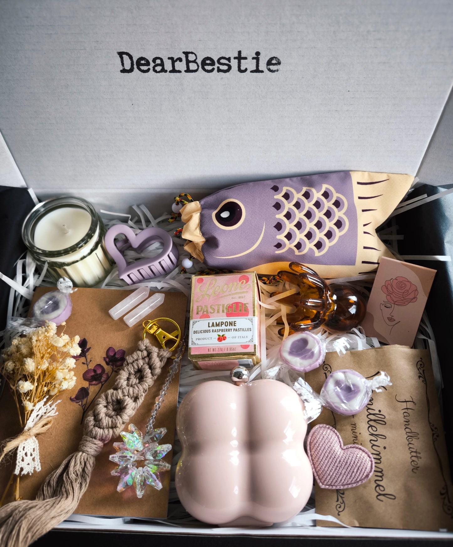 BestieTreat Geschenkbox für beste Freundin | Bestie Box mit Süßigkeiten & Selfcare | Cute Geschenkidee| Aesthetic Box | Wellness Geschenk | Birthday Gift