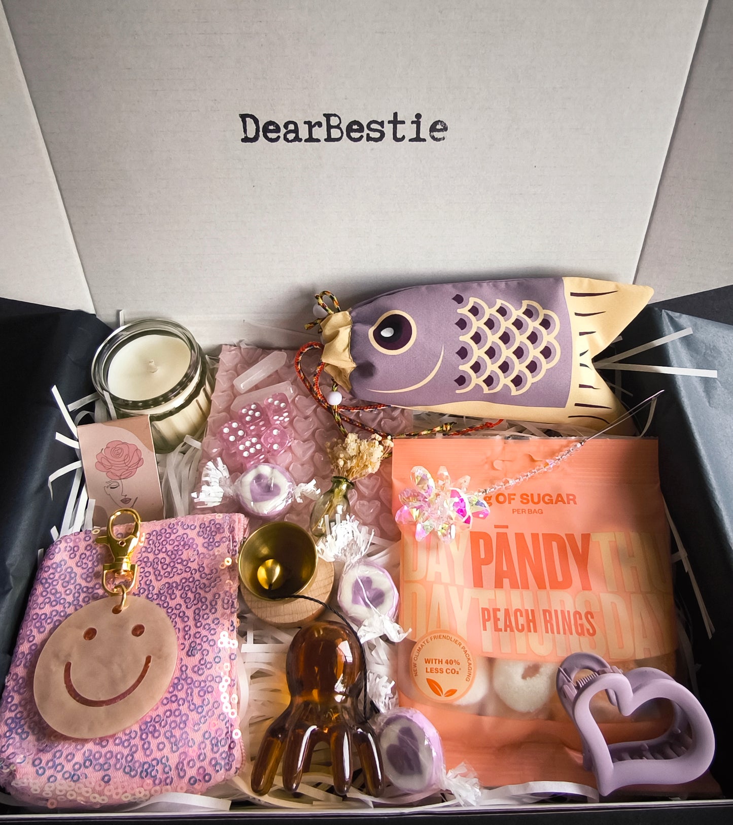 BestieBliss Geschenkbox für beste Freundin | Bestie Box mit Süßigkeiten & Selfcare | Cute Geschenkidee Freundin | Rosa Lila Aesthetic Box | Wellness Geschenk | Birthday Gift