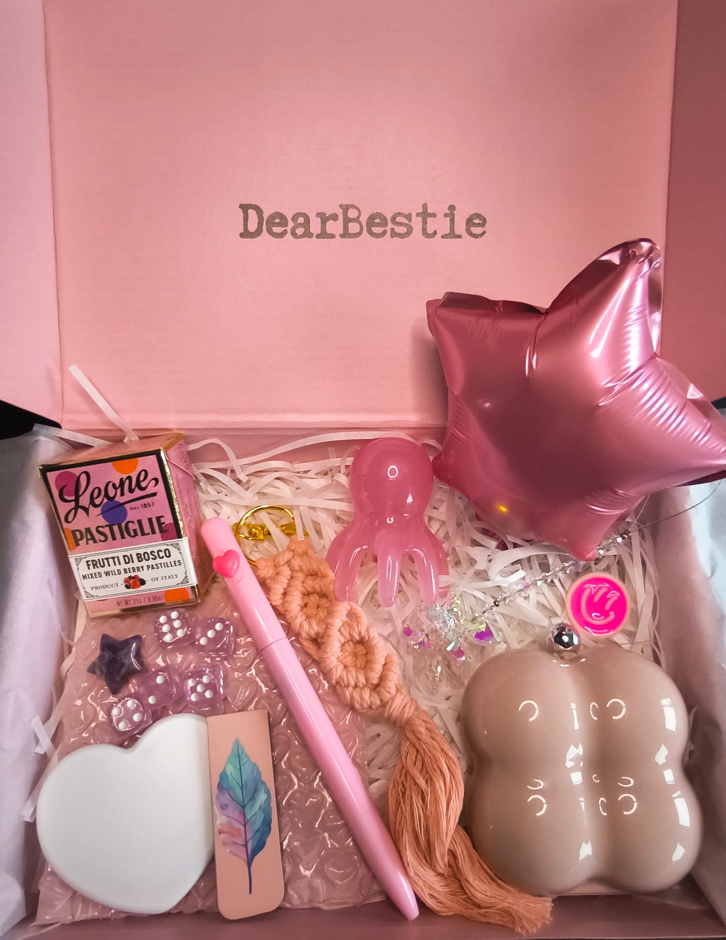 BestieMini PINK Geschenkbox für beste Freundin | Cute Selfcare Box | Kawaii Aesthetic Geschenk | Rosa Bestie Box | Wellness Geschenk Freundin | Birthday Gift Box