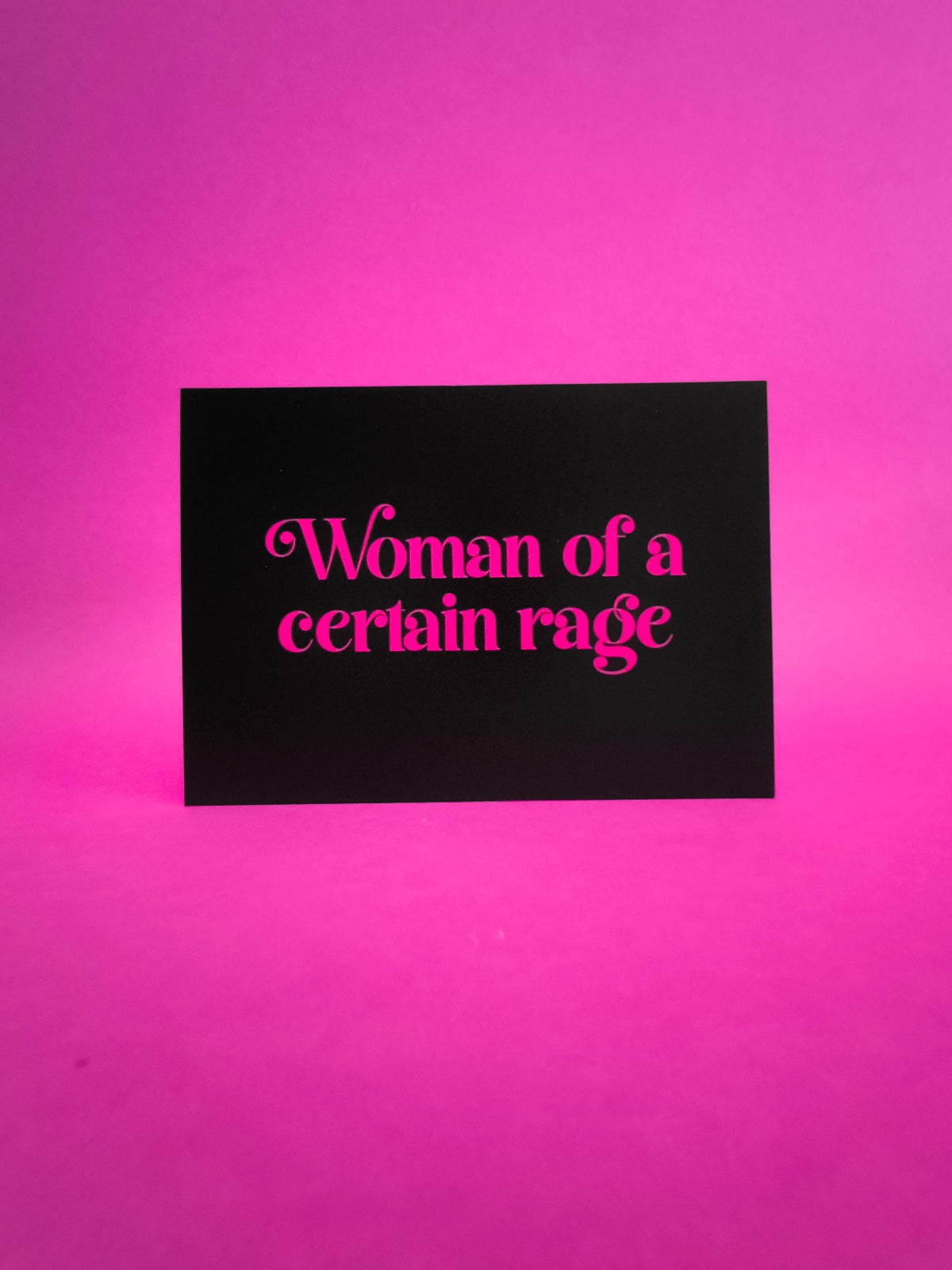 Woman of a Certain Rage Postkarte | Lustige Karte für Frauen | Statement Karte | Geschenk für Freundin